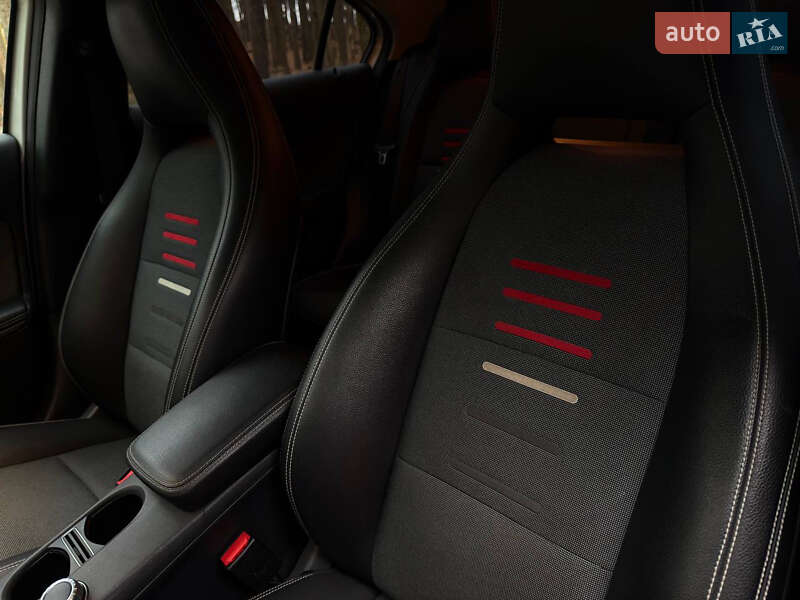 Хэтчбек Mercedes-Benz A-Class 2016 в Львове фото 14 Хэтчбек Mercedes-Benz A-Class 2016 в Львове