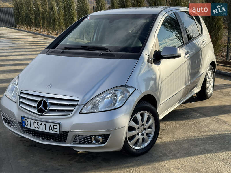 Mercedes-Benz A-Class 2011