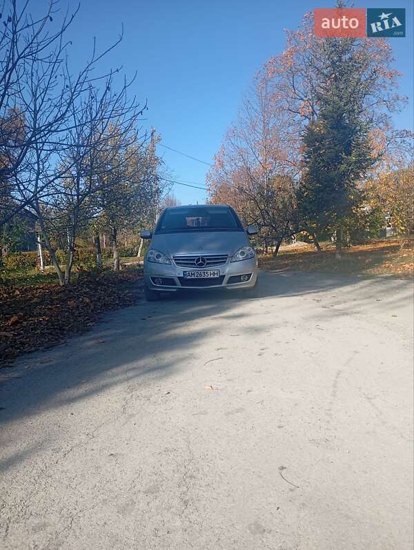 Mercedes-Benz A-Class 2010