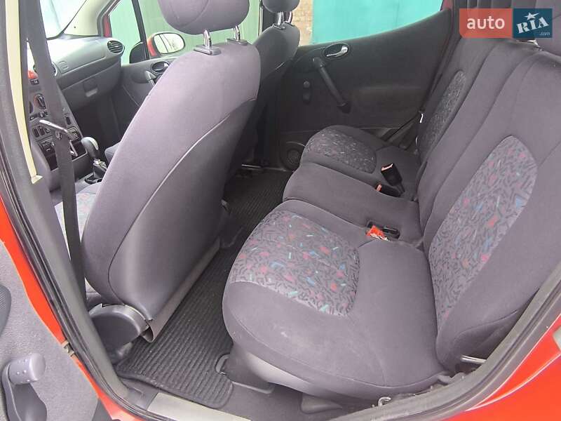 Хетчбек Mercedes-Benz A-Class 1999 в Миргороді фото 17 Хетчбек Mercedes-Benz A-Class 1999 в Миргороді