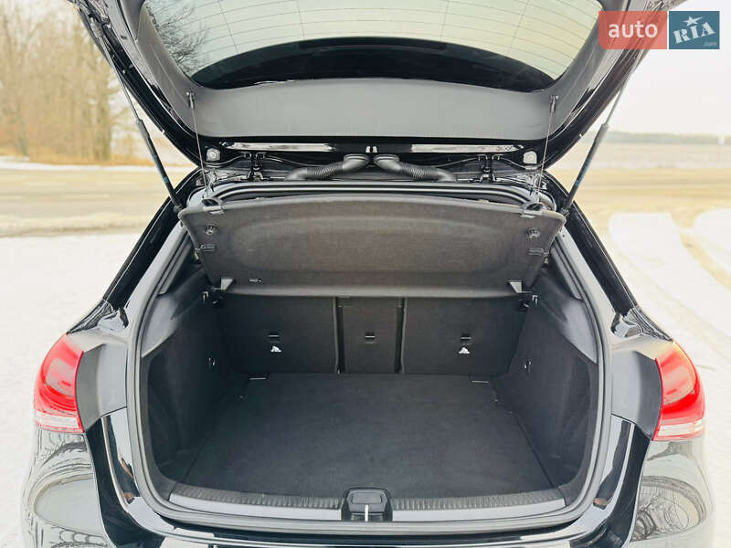 Хетчбек Mercedes-Benz A-Class 2019 в Лохвиці