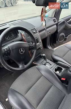 Хетчбек Mercedes-Benz A-Class 2011 в Городку