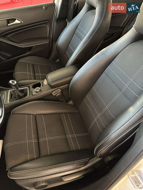 Хэтчбек Mercedes-Benz A-Class 2016 в Одессе