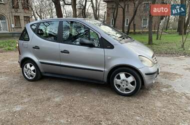 Хетчбек Mercedes-Benz A-Class 2000 в Запоріжжі
