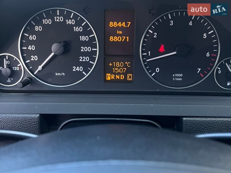 Хэтчбек Mercedes-Benz A-Class 2011 в Киеве