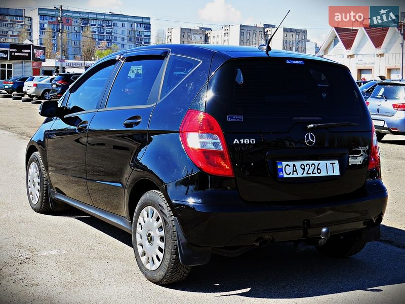 Хэтчбек Mercedes-Benz A-Class 2011 в Черкассах