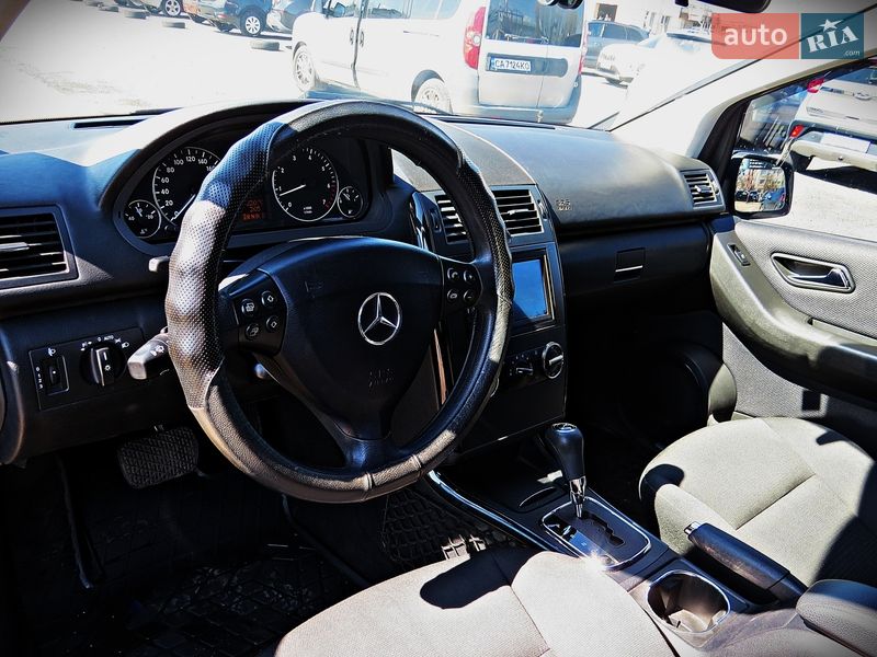Хэтчбек Mercedes-Benz A-Class 2011 в Черкассах