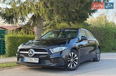 Седан Mercedes-Benz A-Class 2021 в Львові