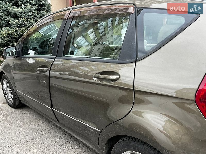 Mercedes-Benz A-Class 2012