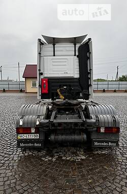 Тягач Mercedes-Benz Actros 2007 в Іршаві