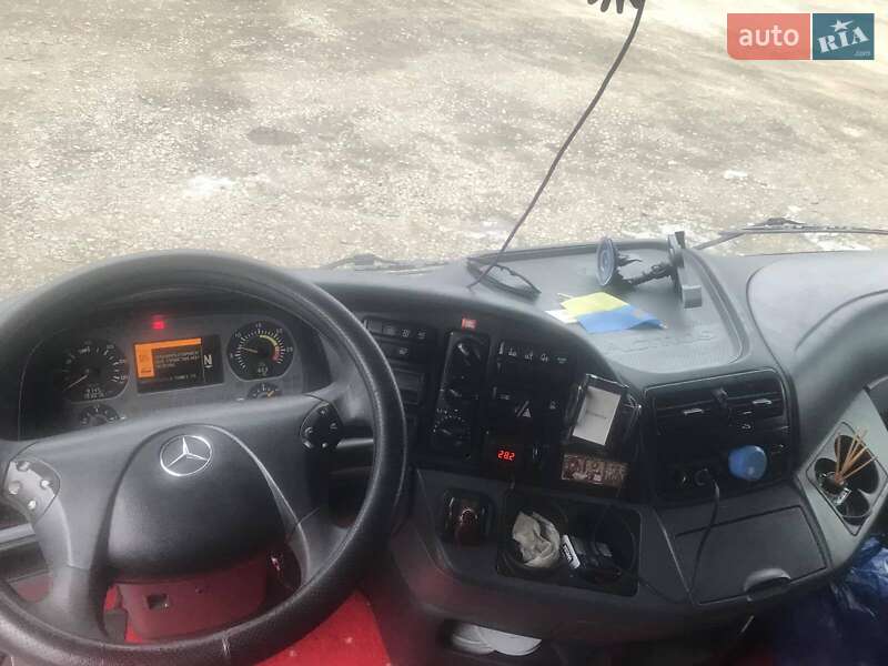 Тентованый Mercedes-Benz Actros 2005 в Одессе