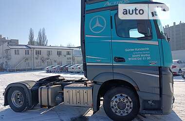 Тягач Mercedes-Benz Actros 2012 в Києві