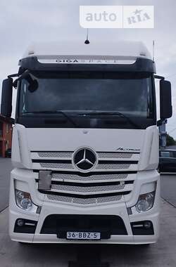 Тягач Mercedes-Benz Actros 2013 в Луцьку