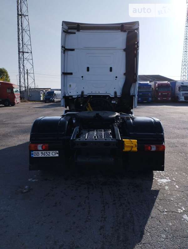 Тягач Mercedes-Benz Actros 2014 в Киеве