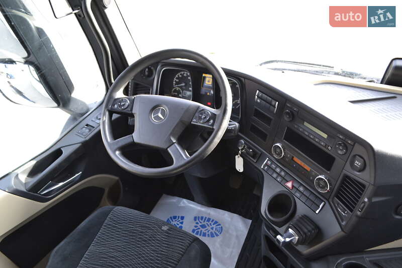 Тягач Mercedes-Benz Actros 2016 в Хусте