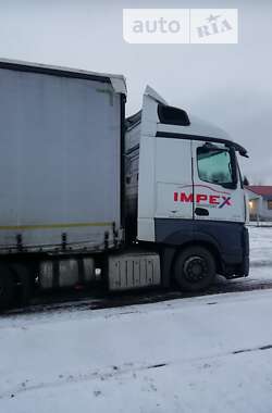 Тягач Mercedes-Benz Actros 2014 в 
