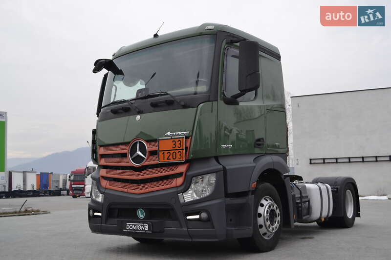 Тягач Mercedes-Benz Actros 2015 в Хусте