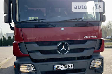 Самосвал Mercedes-Benz Actros 2017 в Львове