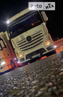 Тягач Mercedes-Benz Actros 2013 в Луцке