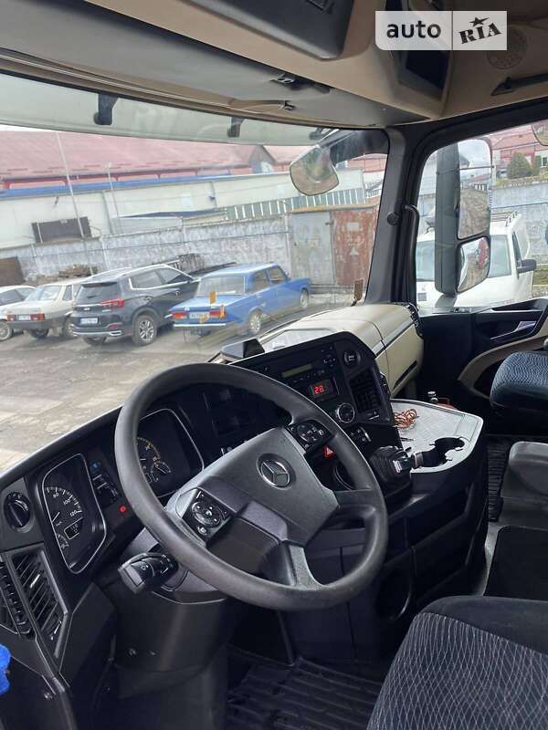 Тягач Mercedes-Benz Actros 2014 в Мукачево