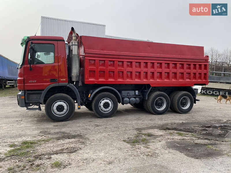 Самосвал Mercedes-Benz Actros 2008 в Умани