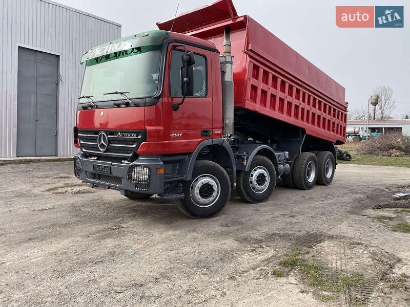 Самосвал Mercedes-Benz Actros 2008 в Умани