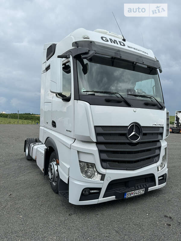 Тягач Mercedes-Benz Actros 2017 в Іршаві