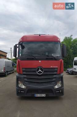 Тягач Mercedes-Benz Actros 2013 в 