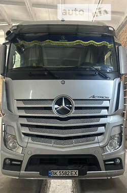 Тентованый Mercedes-Benz Actros 2012 в 