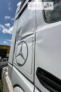 Тягач Mercedes-Benz Actros 2014 в Києві
