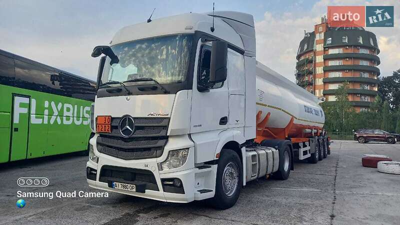Тягач Mercedes-Benz Actros 2016 в Киеве