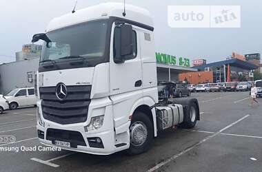 Тягач Mercedes-Benz Actros 2015 в Киеве