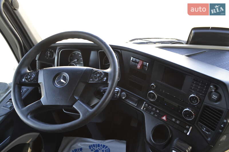 Тягач Mercedes-Benz Actros 2016 в Хусте