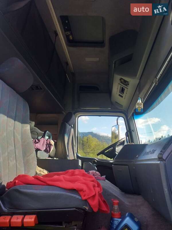 Тентованый Mercedes-Benz Actros 2000 в Гусятине