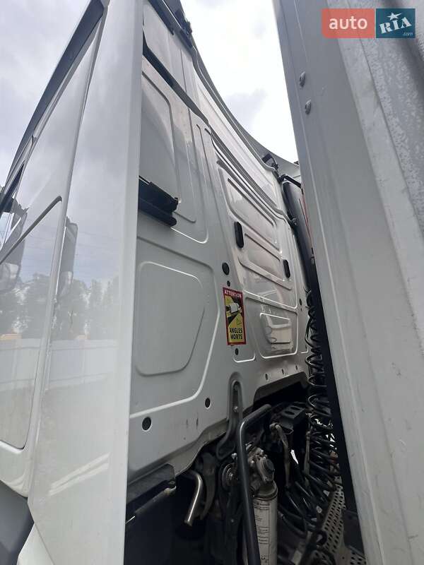 Тягач Mercedes-Benz Actros 2017 в Глыбокой