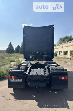Тягач Mercedes-Benz Actros 2014 в 