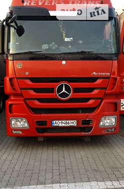 Тентований Mercedes-Benz Actros 2011 в Мукачевому