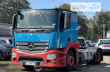 Автовоз Mercedes-Benz Actros 2013 в Стрию