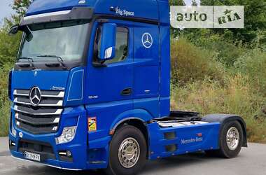 Тягач Mercedes-Benz Actros 2014 в Львові