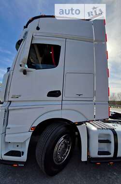 Тягач Mercedes-Benz Actros 2013 в Киеве