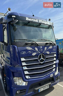 Тягач Mercedes-Benz Actros 2013 в Киеве