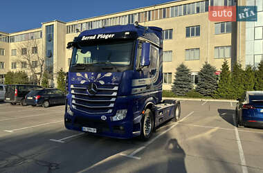 Тягач Mercedes-Benz Actros 2013 в Киеве