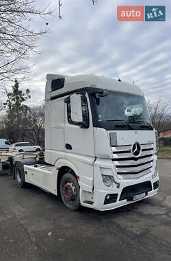 Тягач Mercedes-Benz Actros 2016 в Рівному