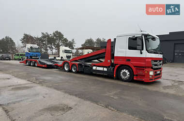 Автовоз Mercedes-Benz Actros 2013 в Вараше