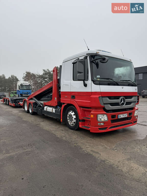 Автовоз Mercedes-Benz Actros 2013 в 