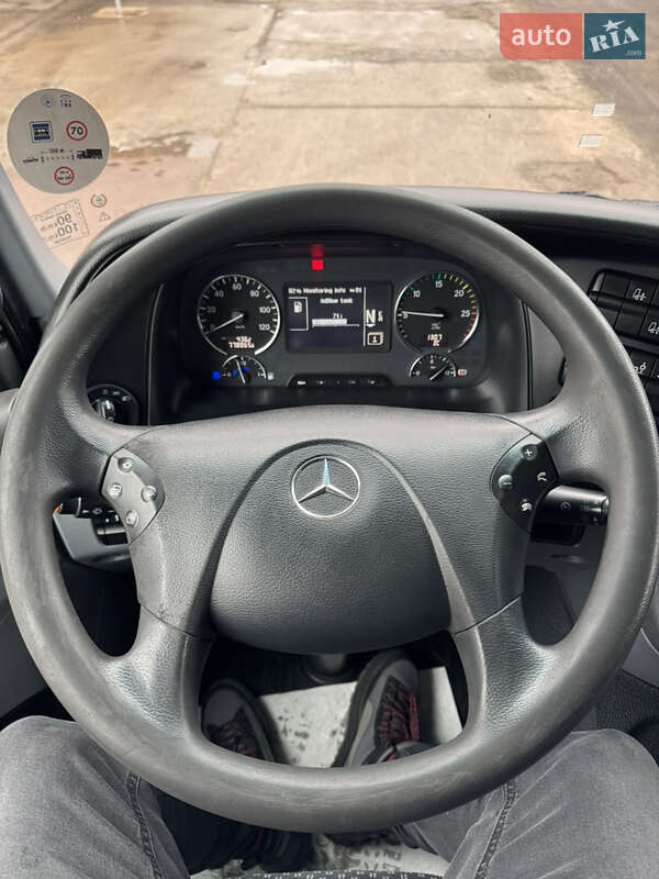 Автовоз Mercedes-Benz Actros 2013 в Вараше