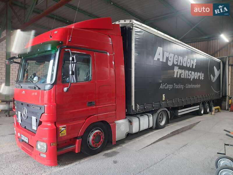 Тягач Mercedes-Benz Actros 2008 в Ровно