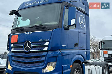 Тягач Mercedes-Benz Actros 2014 в Білогородці