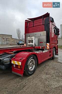 Контейнеровоз Mercedes-Benz Actros 2007 в Ширяево