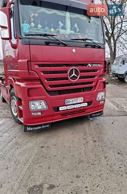 Контейнеровоз Mercedes-Benz Actros 2007 в Ширяево